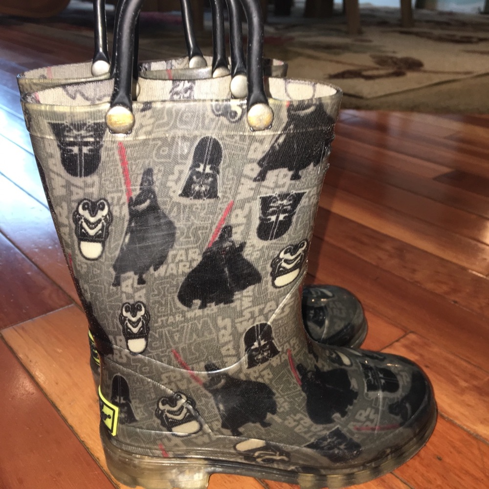 9 Toddler rain boots Star Wars